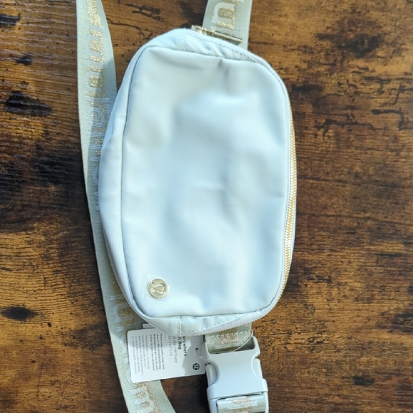 Lululemon Everyday Belt Bag 1L - Picture 1 of 5